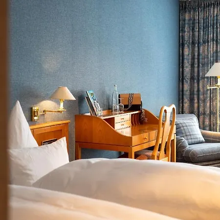 Hotel Restaurant Krone 4*