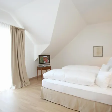 Krone Hotel Hayna (Rhineland-Palatinate)