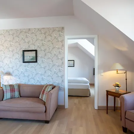 Krone Otel 4*